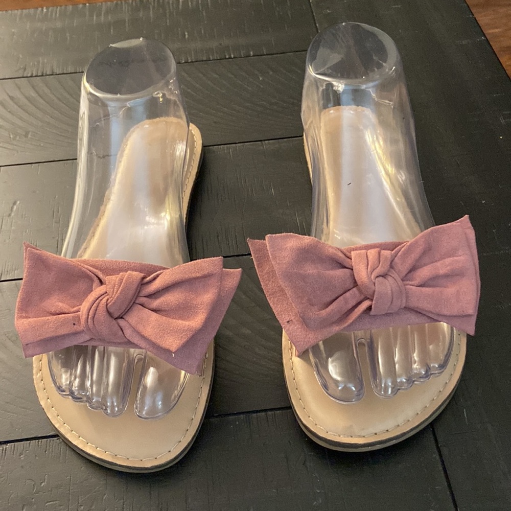 Mauve Suede Bowed slip on Sandal